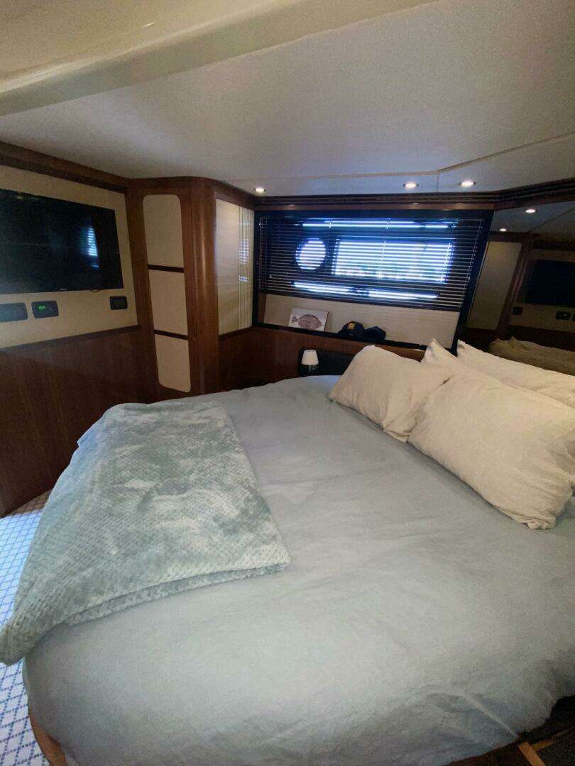 2014 Azimut Magellano 50 - Image 36