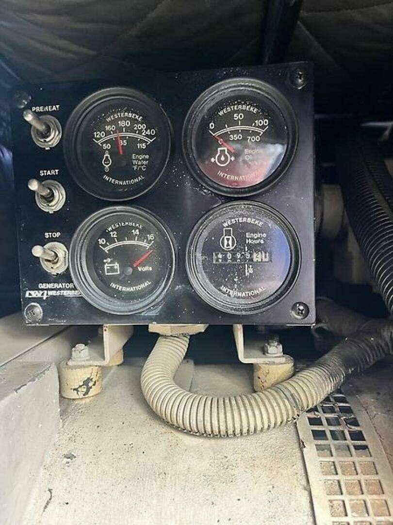2000 Ocean Yachts 48 Convertible - Image 44