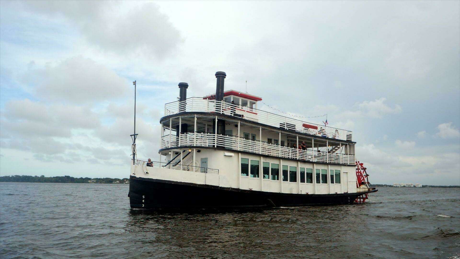 1984 Commercial Vinette 99 Paddle Wheel - Image 2