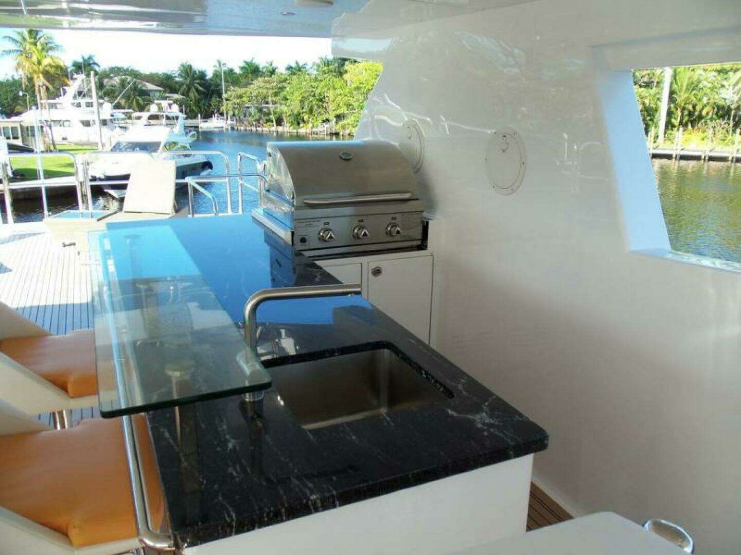 2027 Johnson Flybridge w/Hydraulic Platform - Image 47