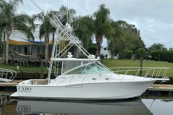 2001 Cabo 35 Express - Image 1