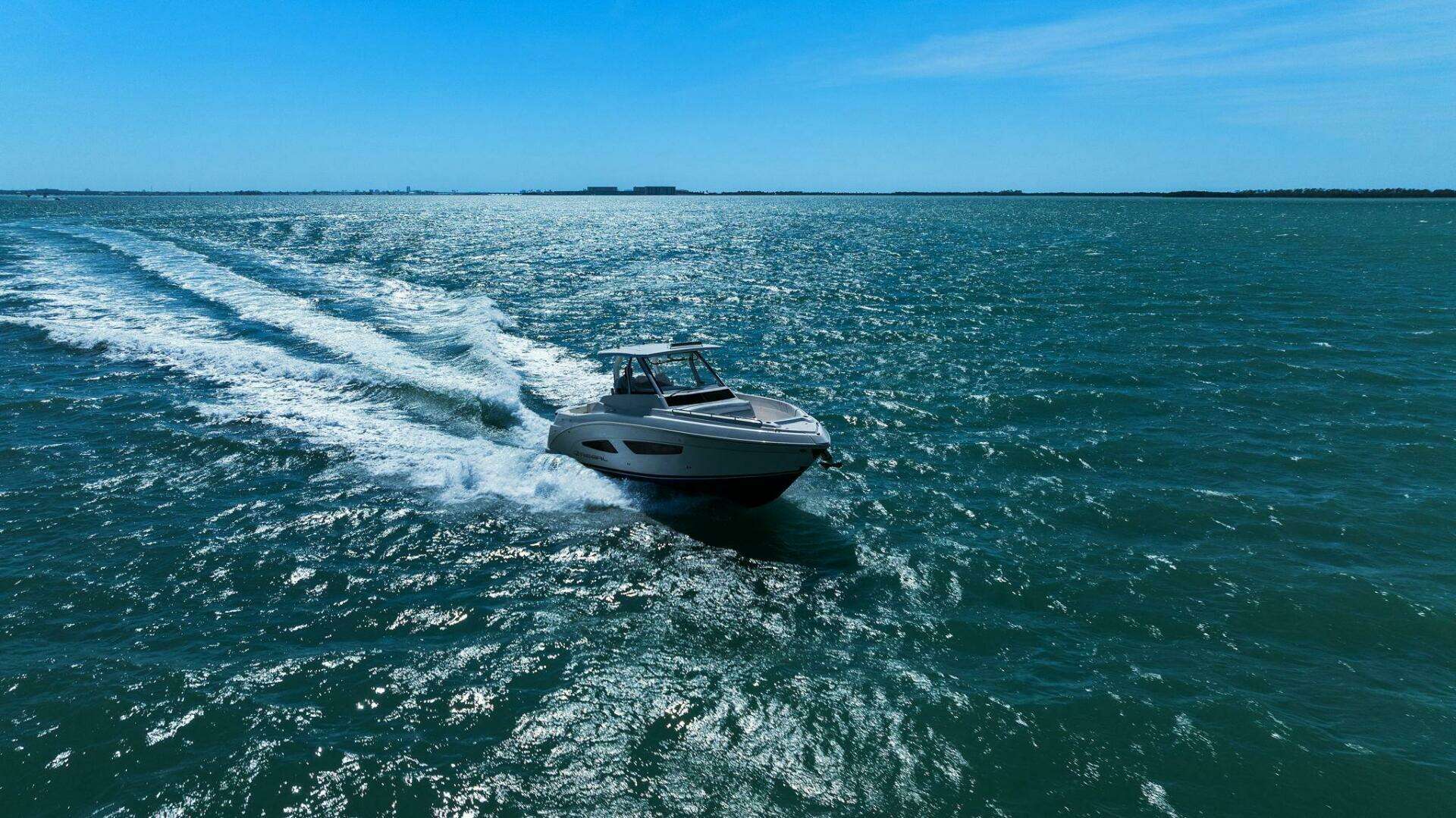2020 Regal 33 SAV - Image 21