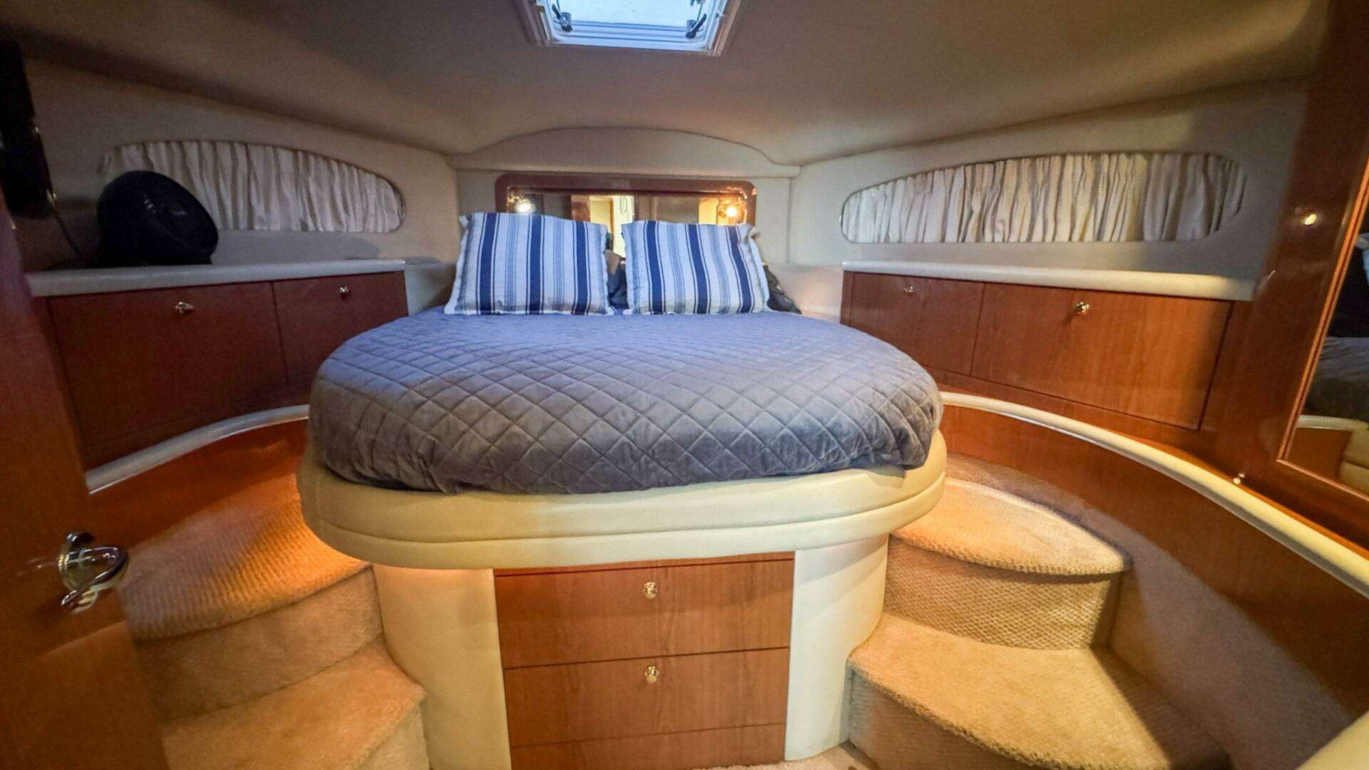 2000 Sea Ray 420 Aft Cabin - Image 45