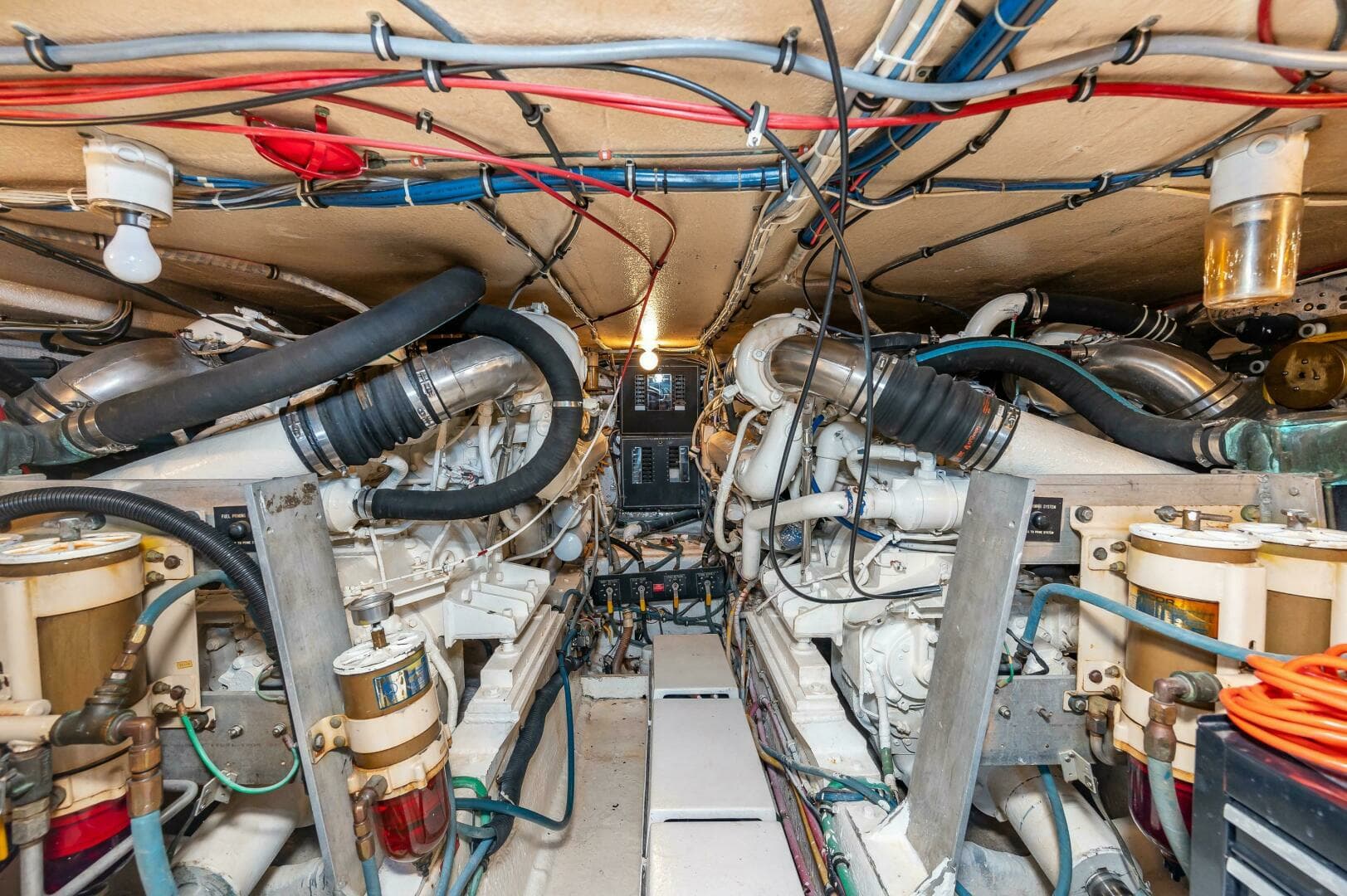 1992 Hatteras 50 Convertible - Image 32