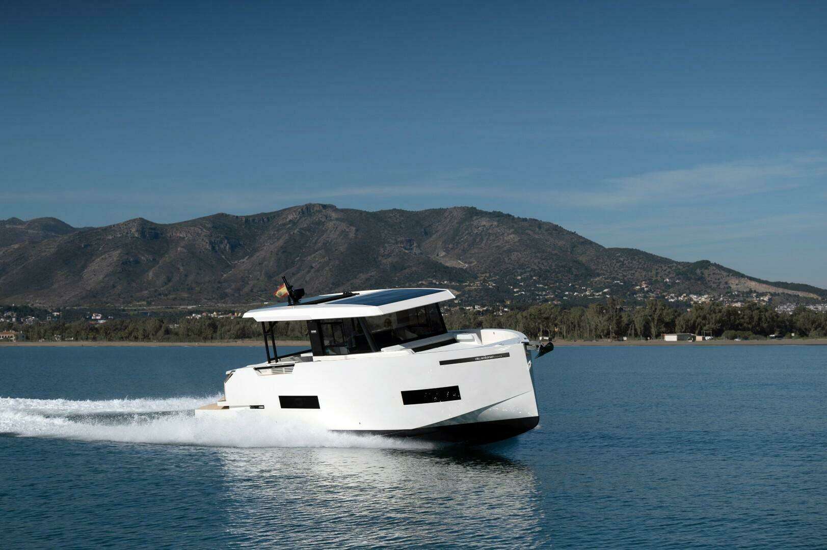 2026 De Antonio Yachts 50 Coupe - Image 7