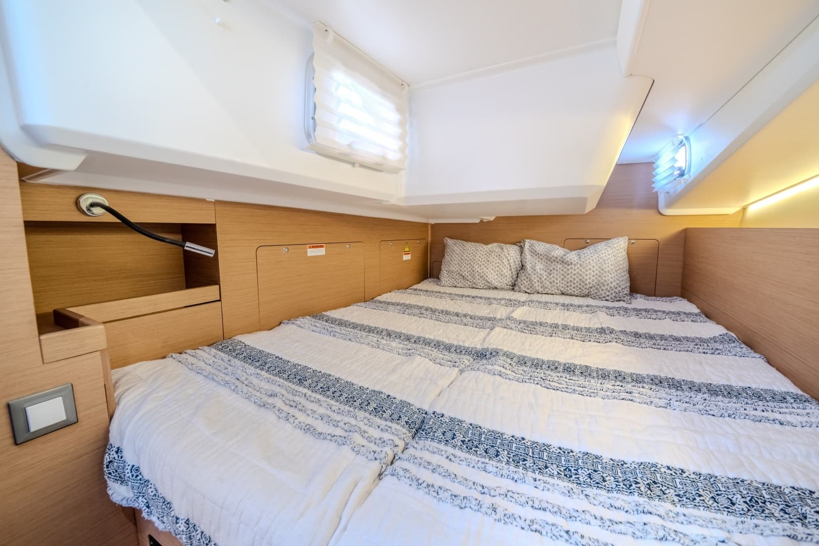 2019 Jeanneau Sun Odyssey 490 - Image 45