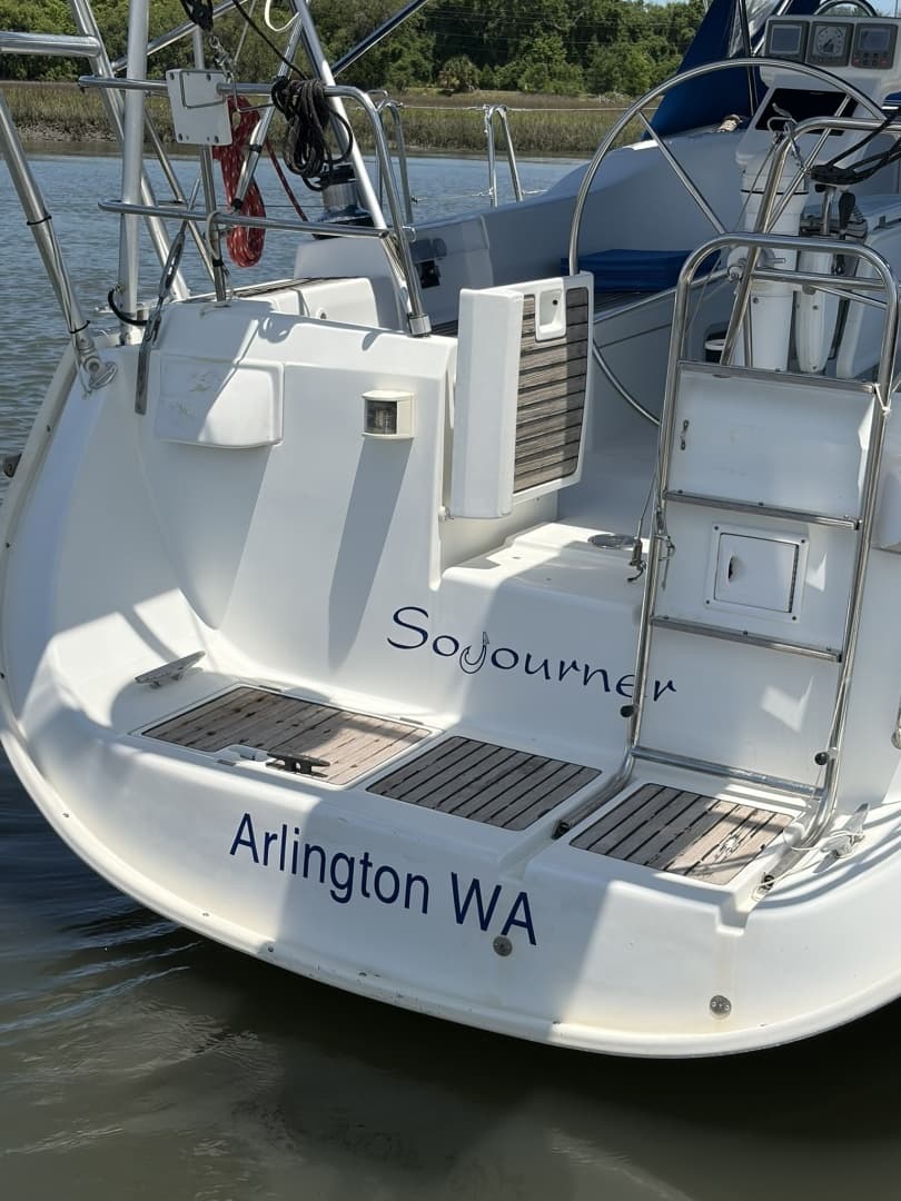 2006 Beneteau 423 - Image 21
