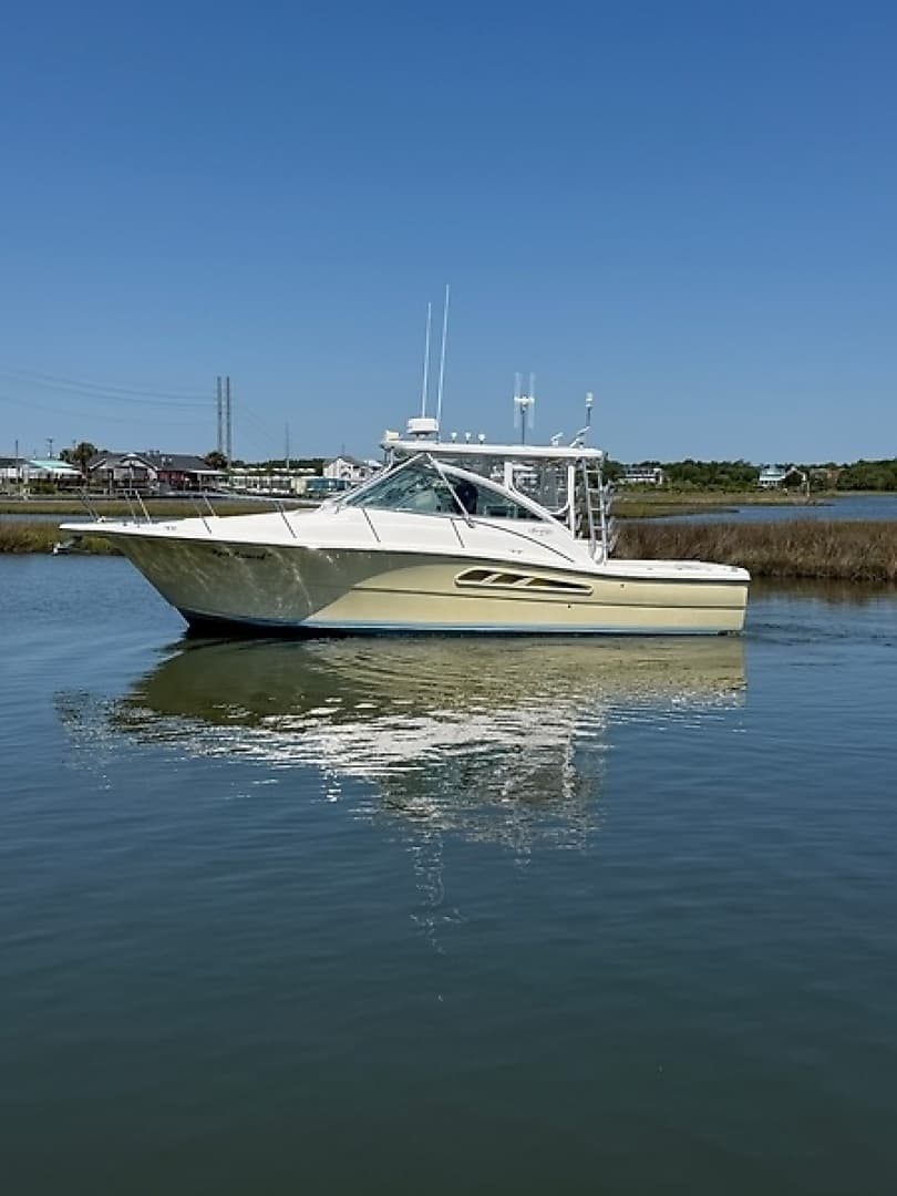 2005 Rampage 33 Express - Image 2