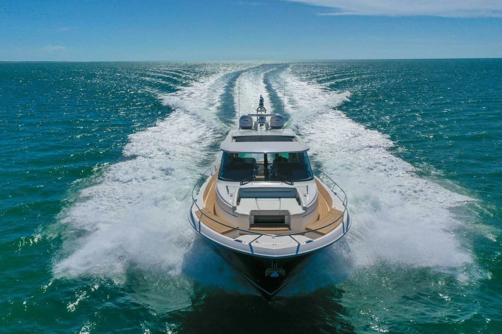 2023 Tiara Yachts EX 60 - Image 10