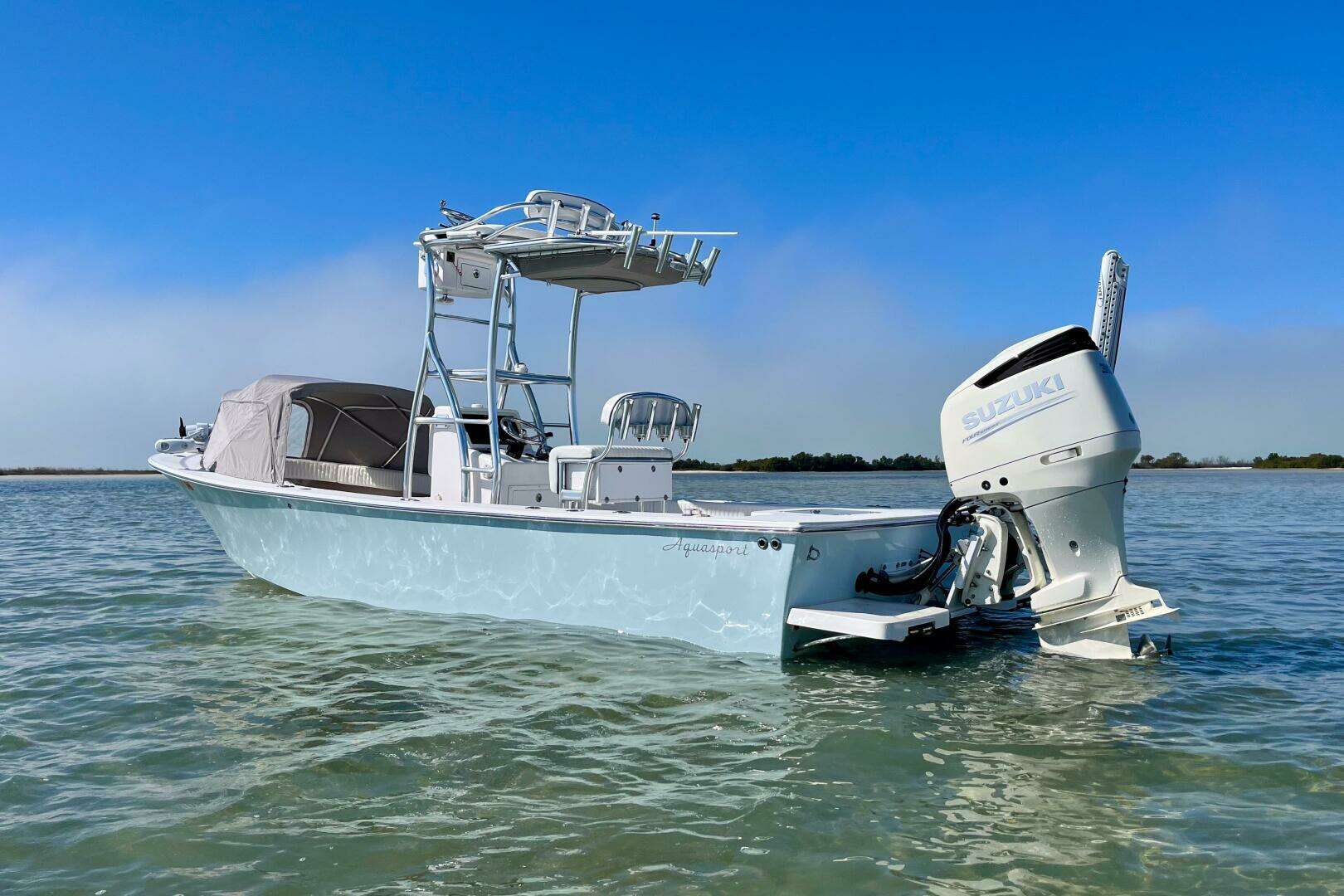 2019 Aquasport 243 Tower - Image 2
