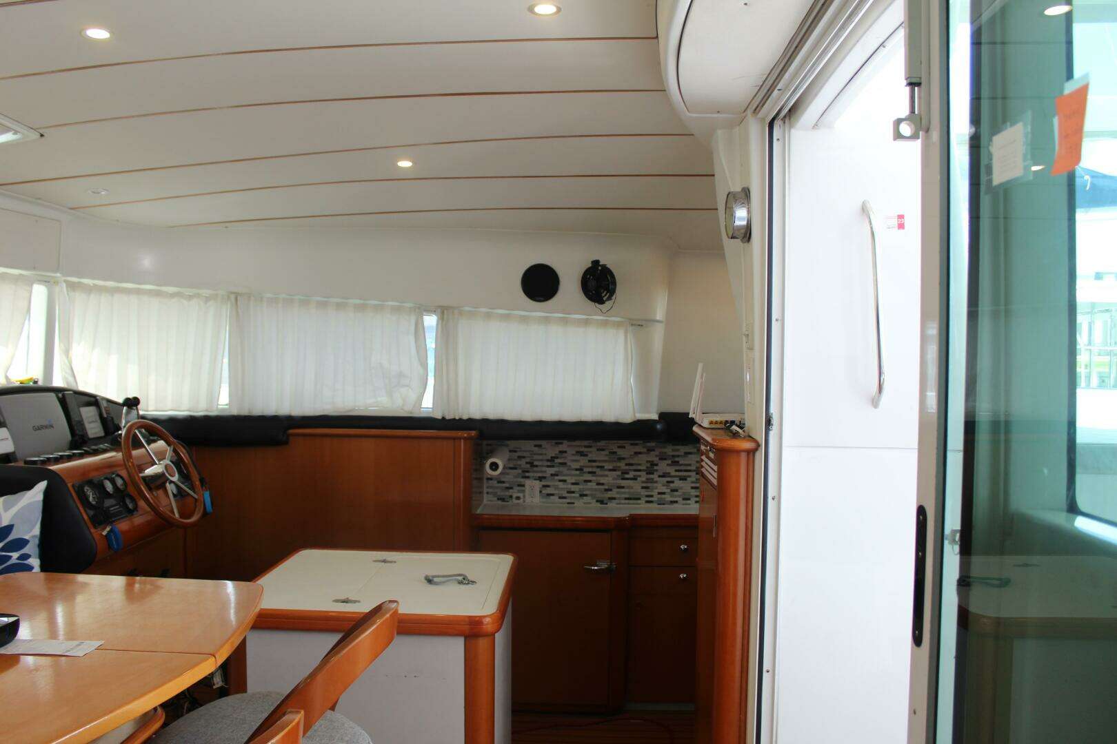 2004 Lagoon 43 Power Cat - Image 6