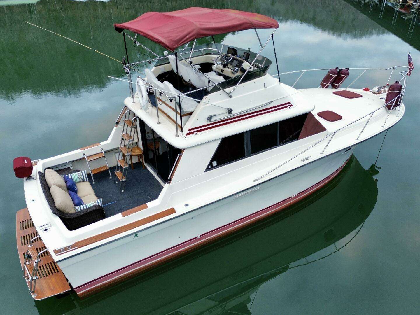 1979 Silverton 34 Convertible - Image 5