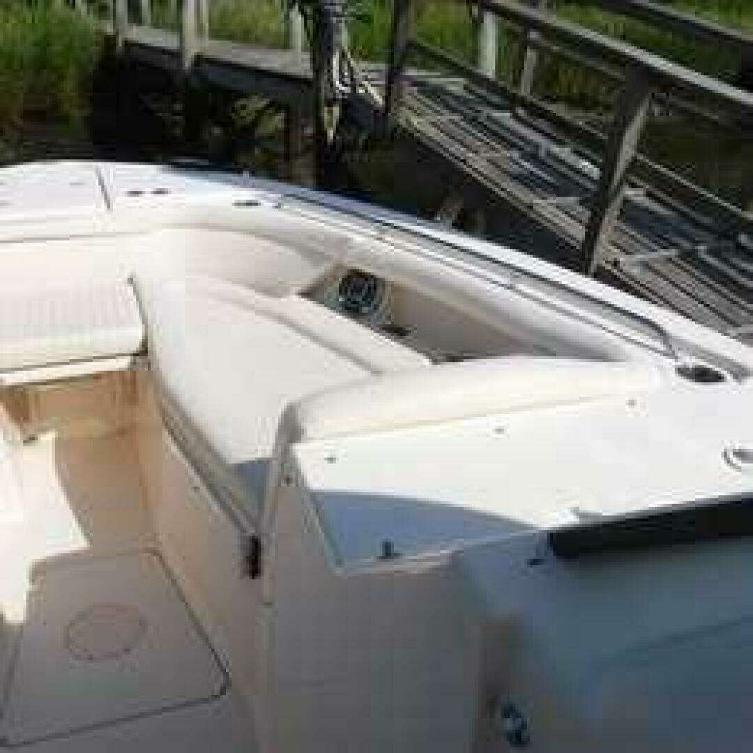 2016 Grady-White 335 Freedom, 109 hours - Image 7