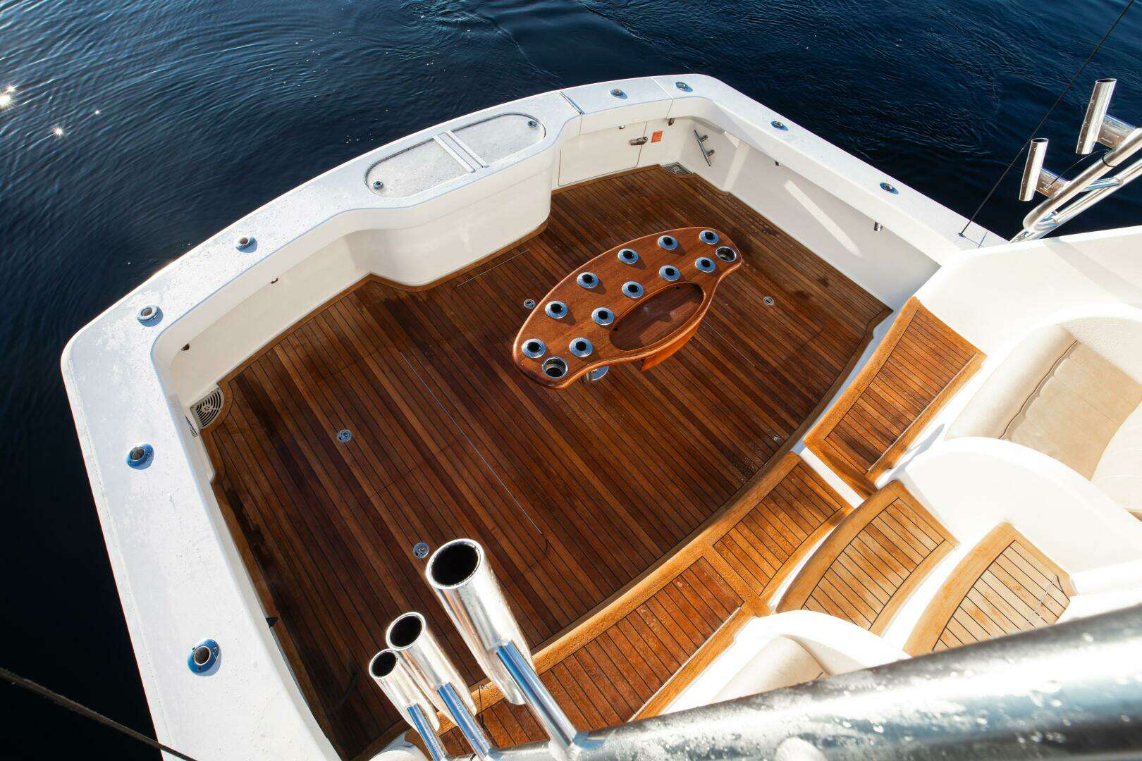 2016 Viking 52 Sport Tower - Image 14