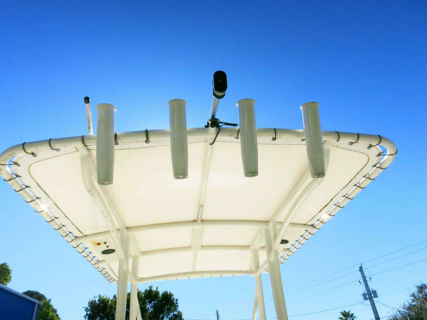 2020 Cobia 237 CC - Image 10