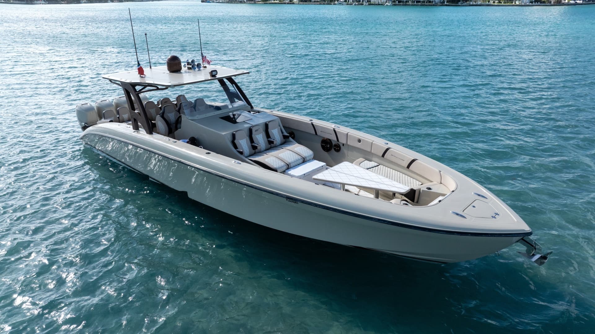 2019 Midnight Express — - Image 20