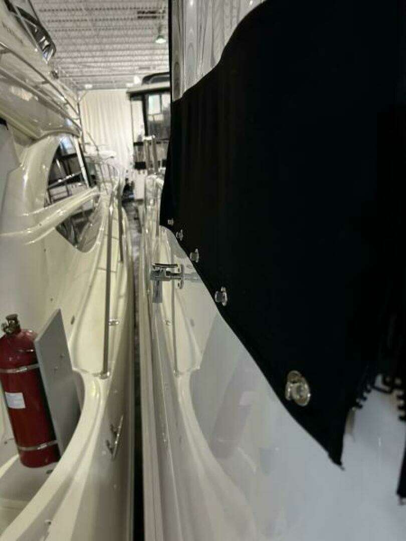 2003 Carver 396 Aft Cabin MY - Image 20