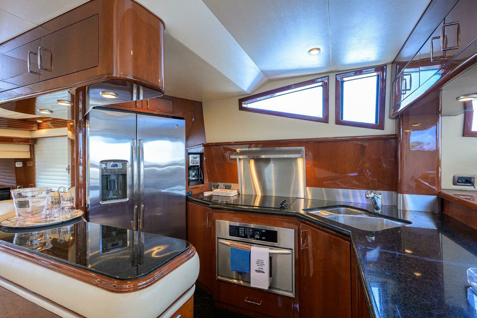 2005 Marquis 65 Motor Yacht - Image 13