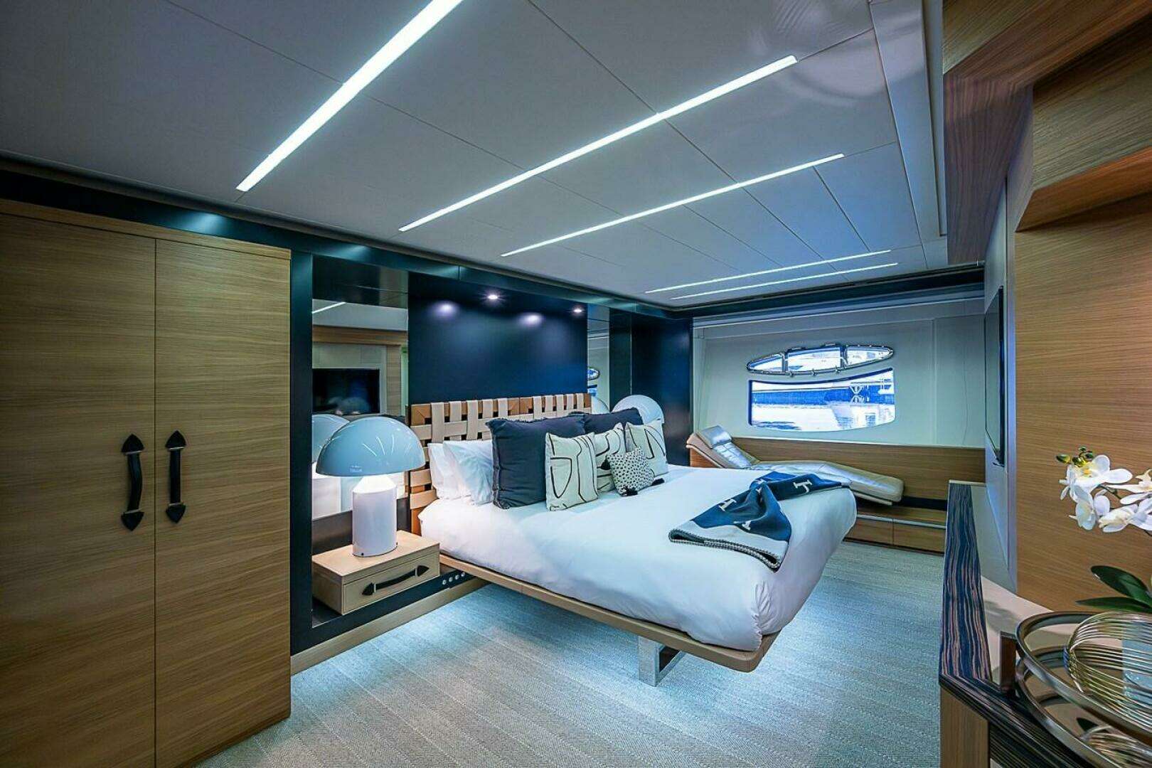 2014 Pershing Pershing 92 - Image 10
