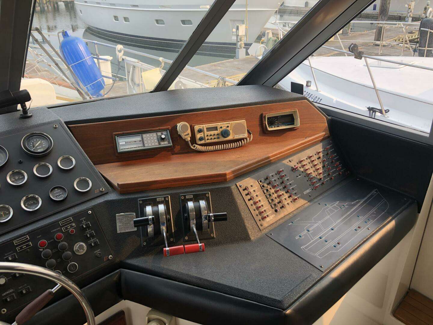 1985 Bayliner 4550 Motoryacht - Image 50