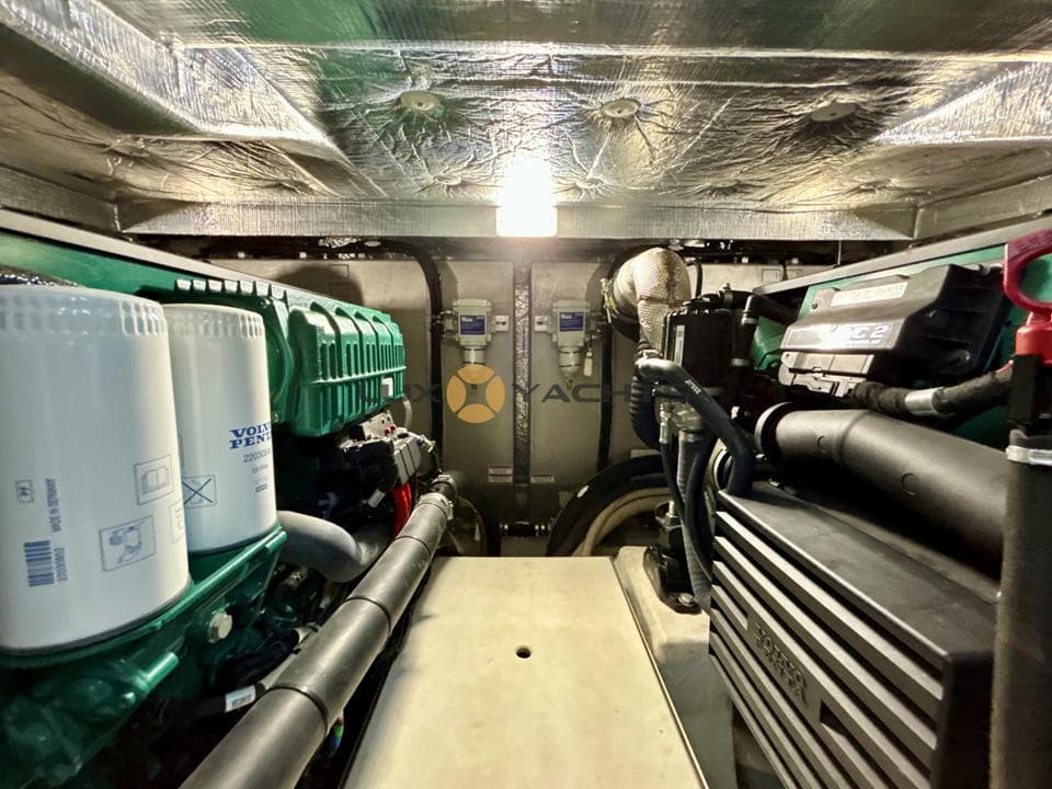 Engine room of 2021 Galeon 400 Fly yacht, featuring Volvo Penta components.