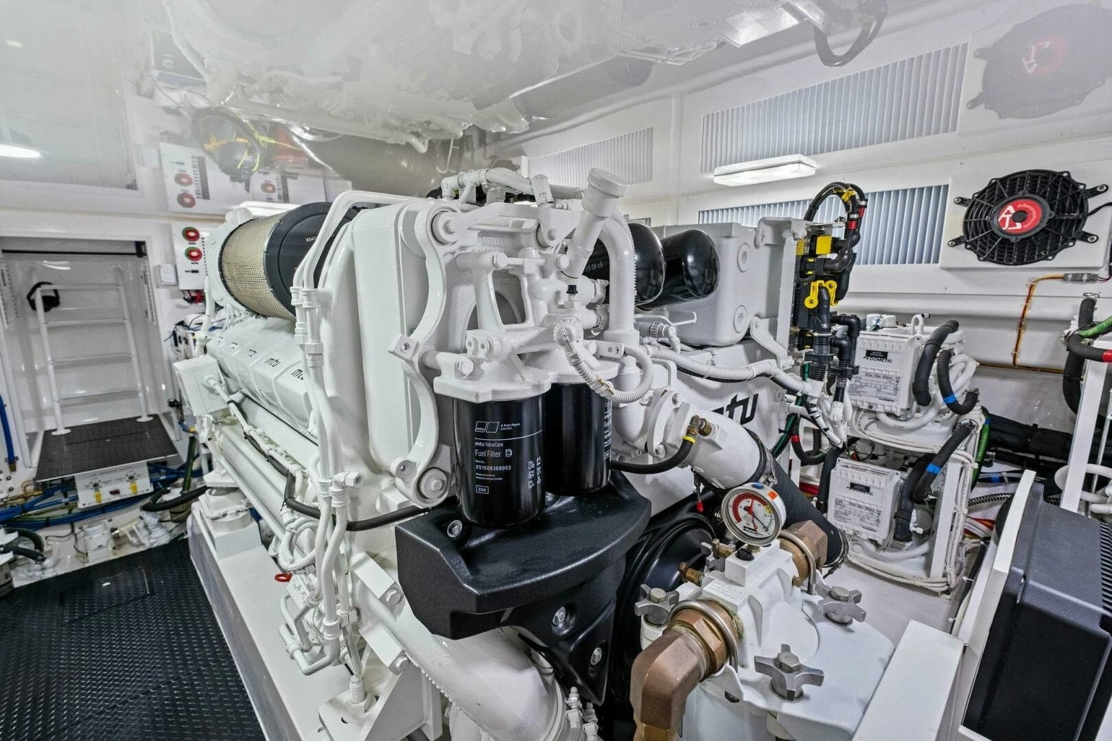 2025 Viking 58 Convertible - Image 50