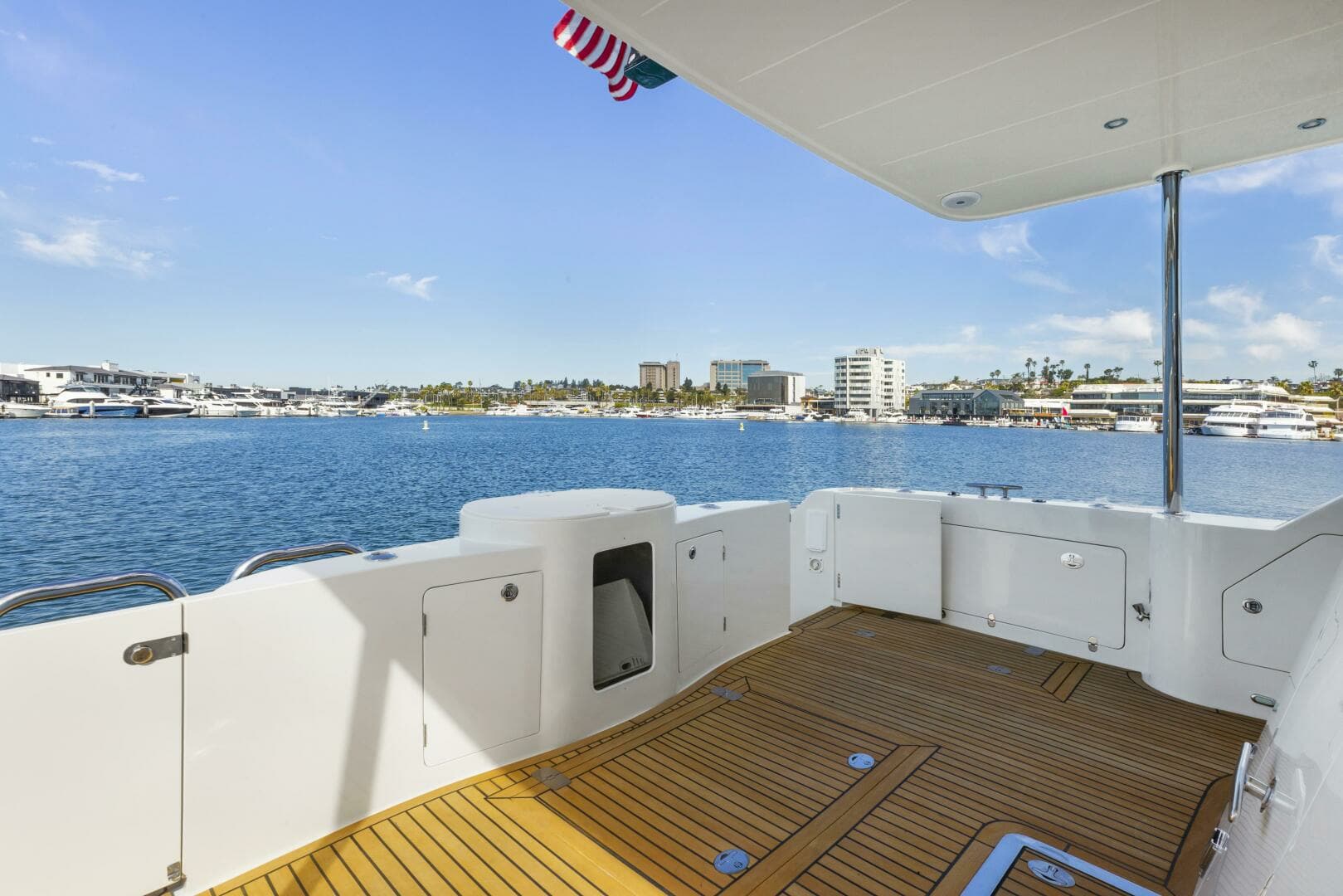 2007 Hampton Cockpit Motoryacht - Image 38