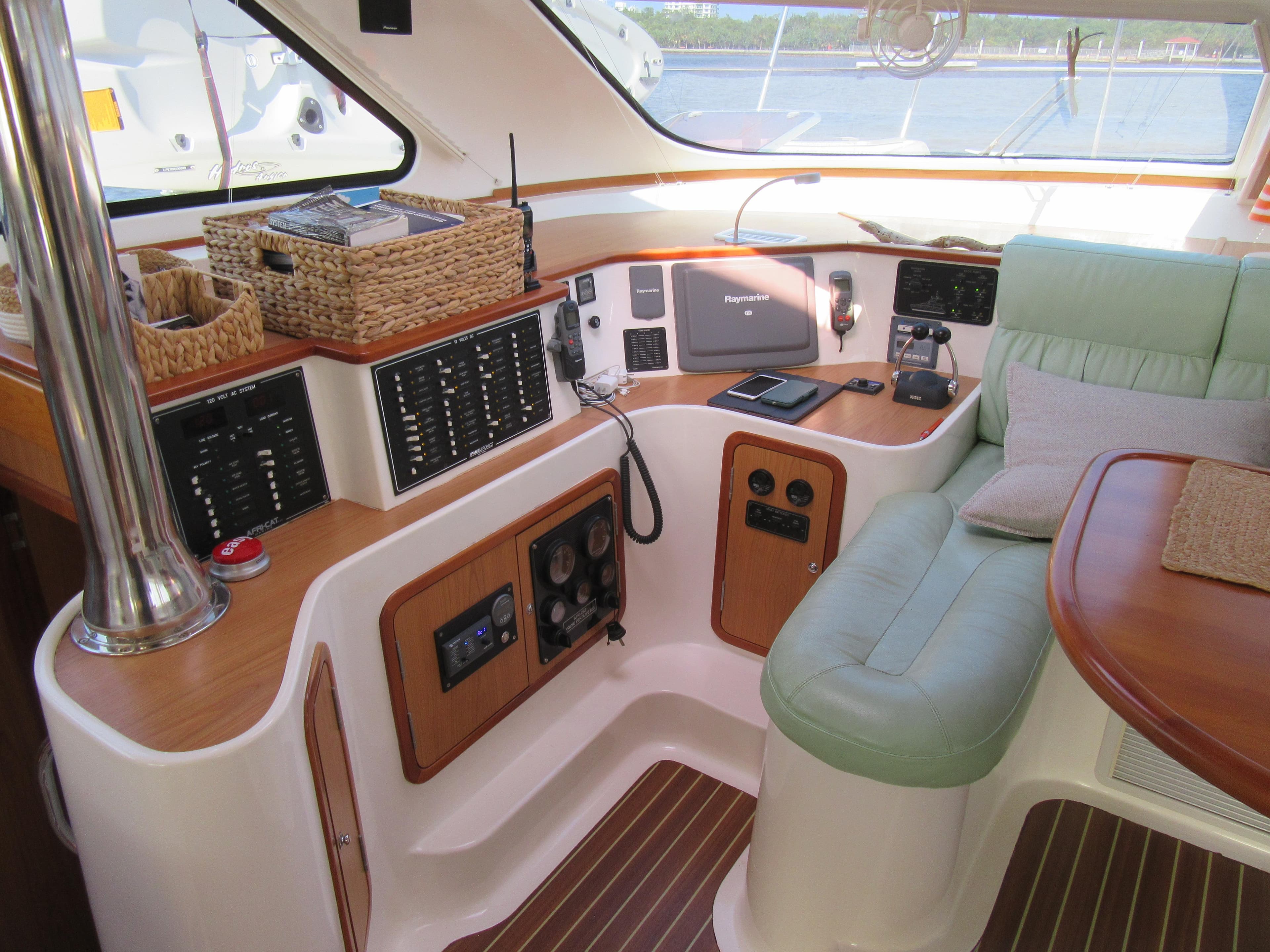 2008 Africat Marine 420 - 52