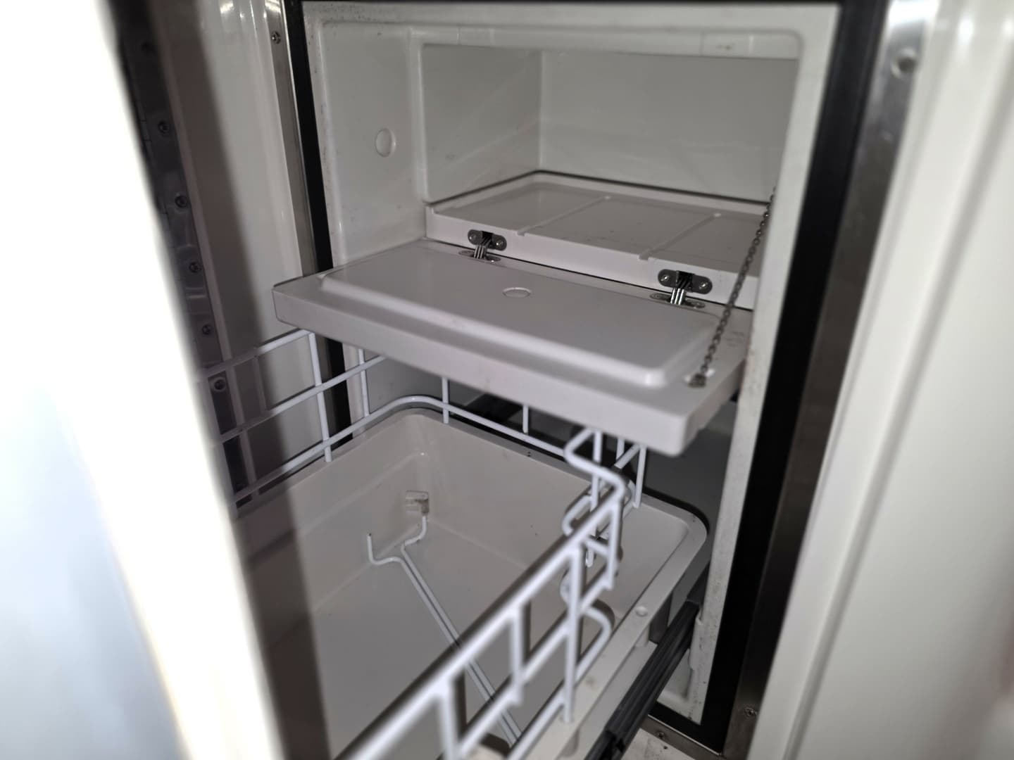 2014 Sea Ray 270 SLX - Image 19