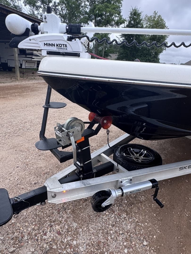 2023 Skeeter SX2350 - Image 9