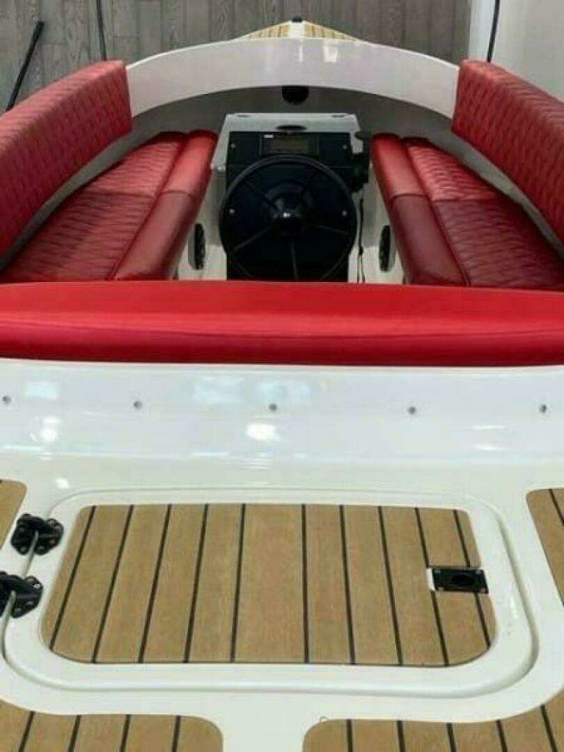 2024 Vision Fantail 217 - Image 6