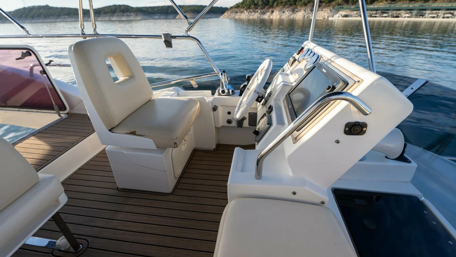 2013 Azimut 40 Flybridge - Image 58