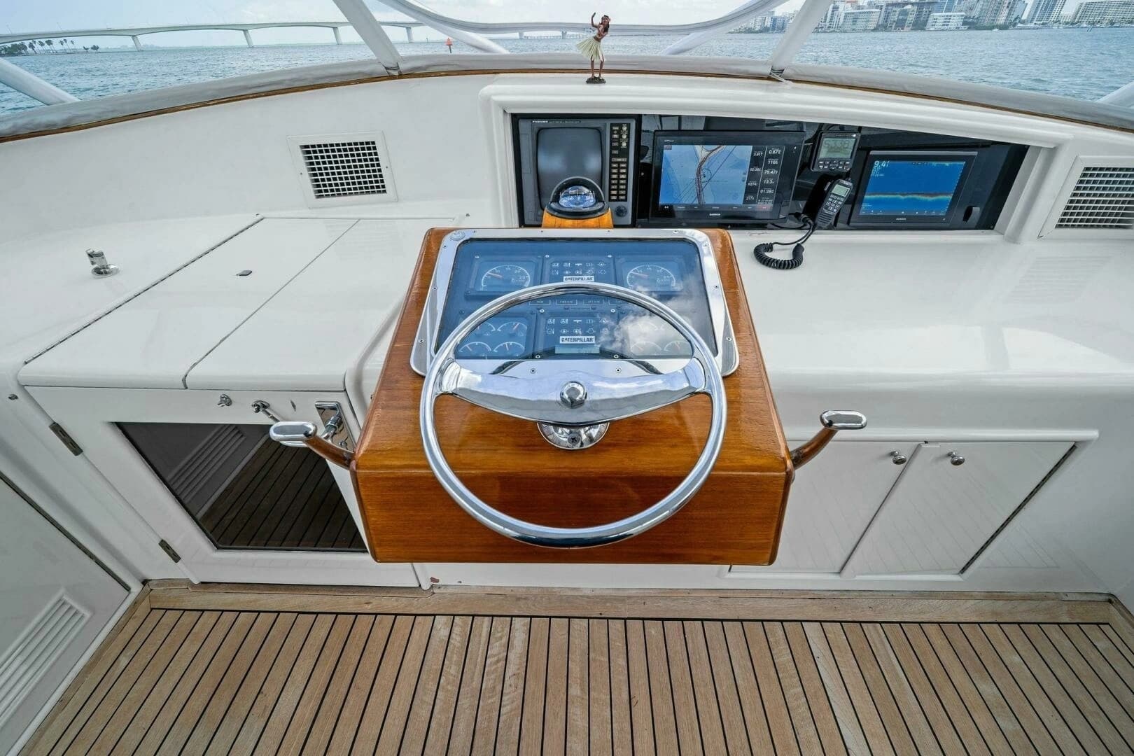 1999 Buddy Davis 52 Express - Image 35