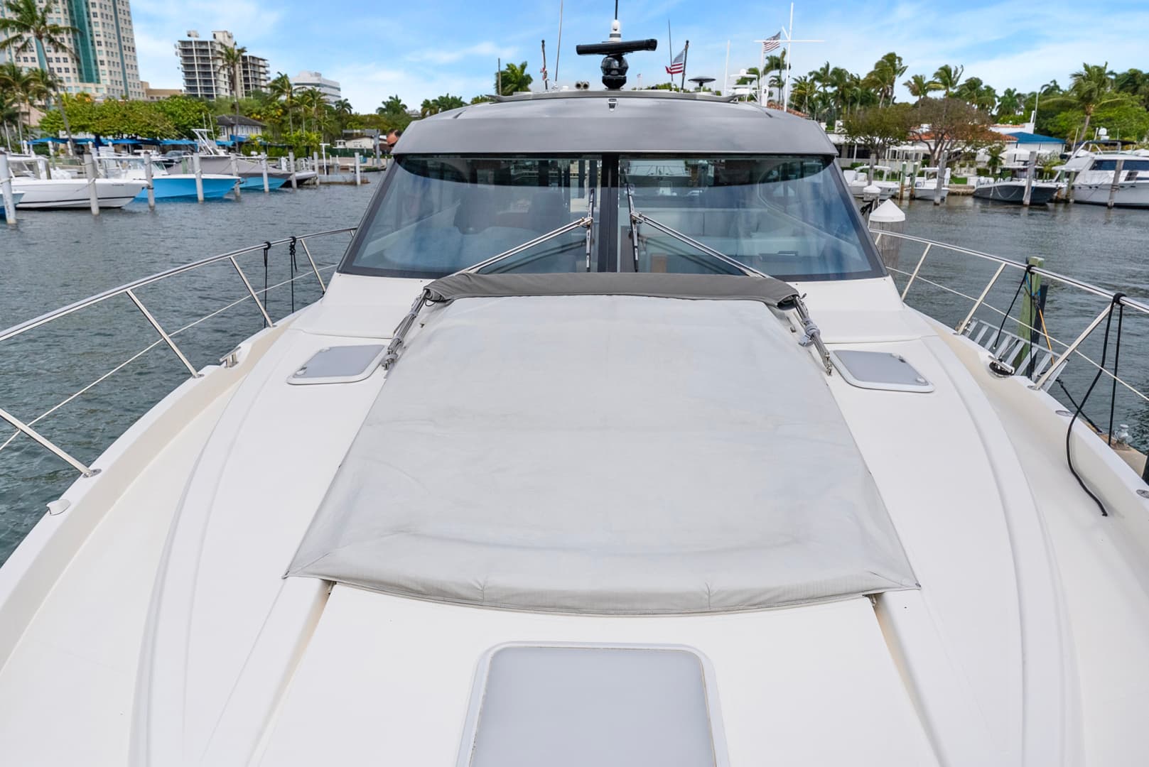 2024 Riviera 6000 SPORT YACHT - Image 57
