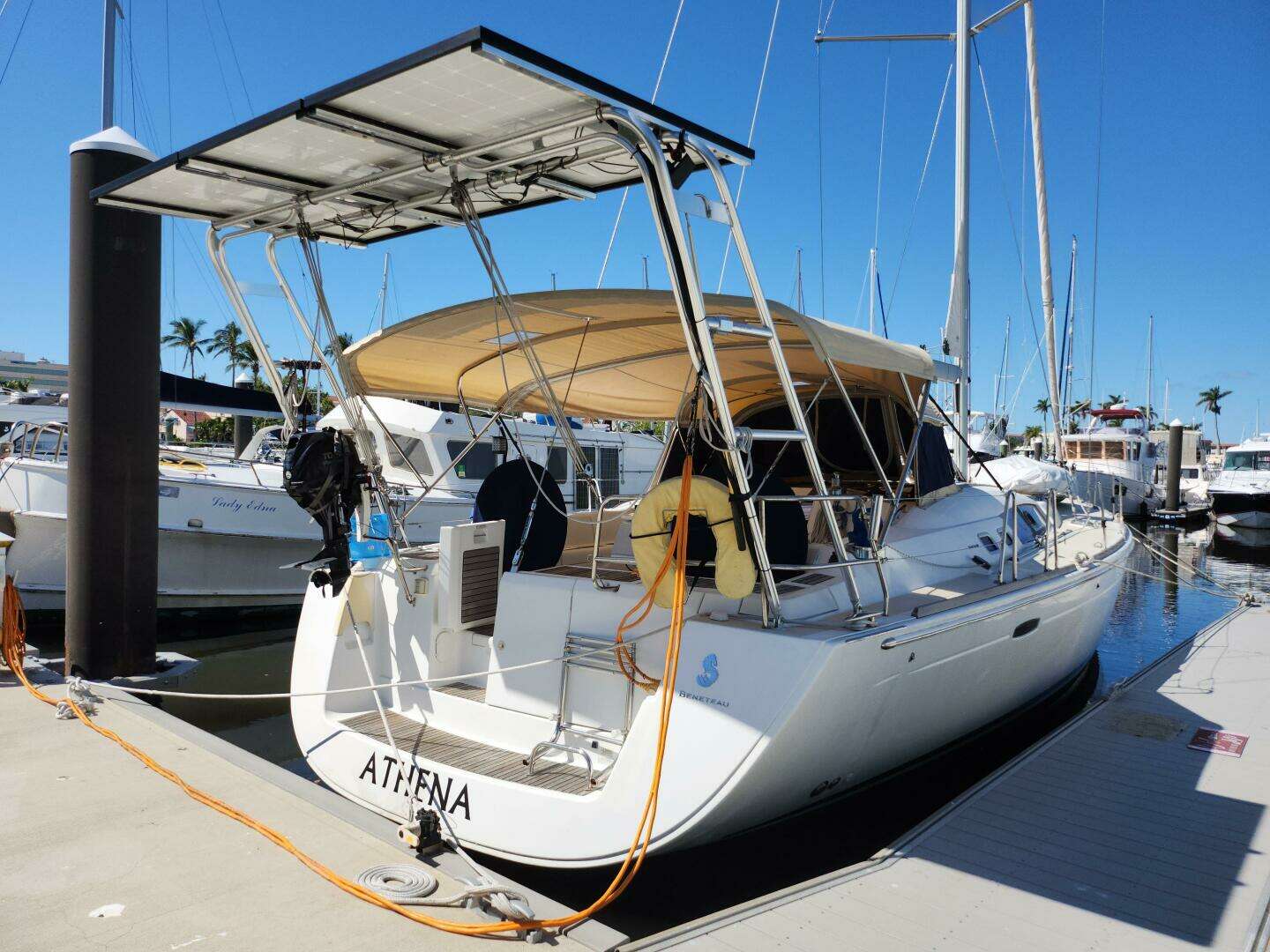 2011 Beneteau Oceanis 49 - Image 9