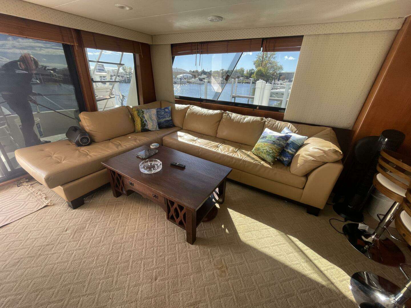 1993 Viking 50 Motor Yacht - Image 44