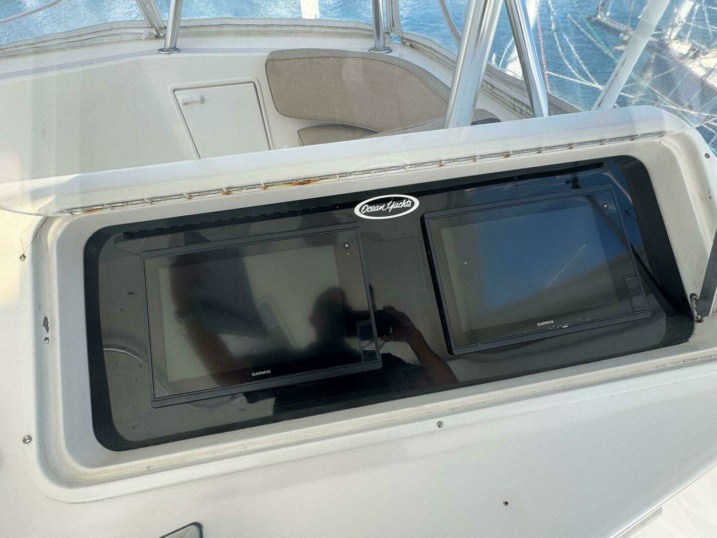 2000 Ocean Yachts 48 Convertible - Image 37