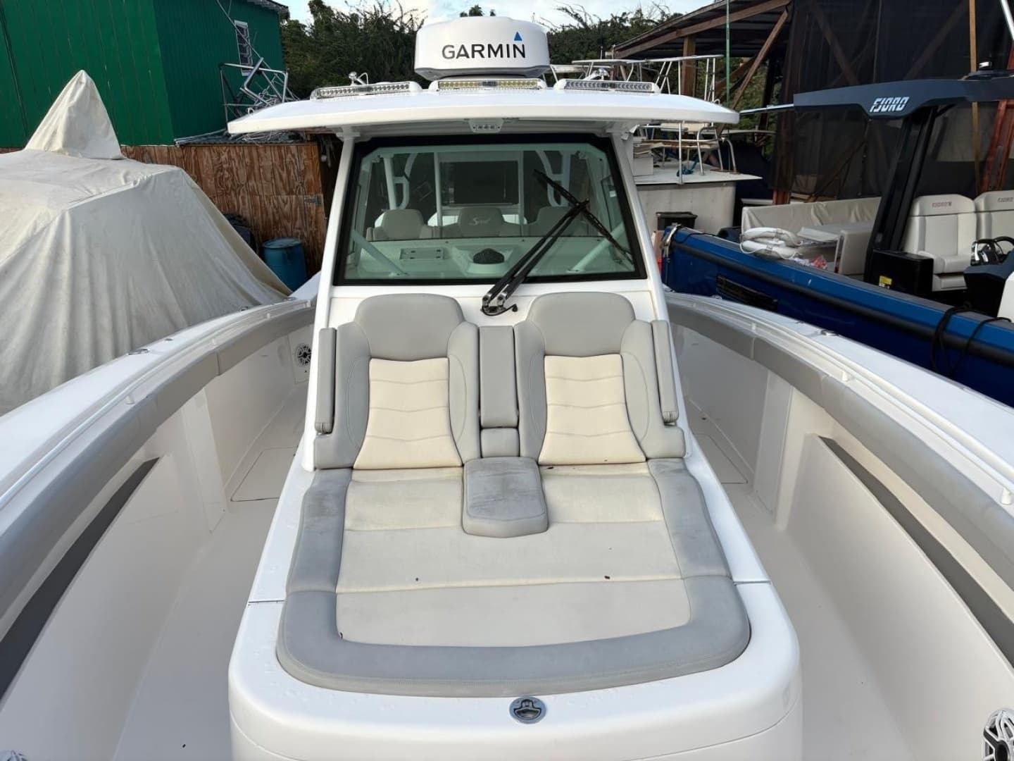 2022 Scout 380 LXF - Image 9