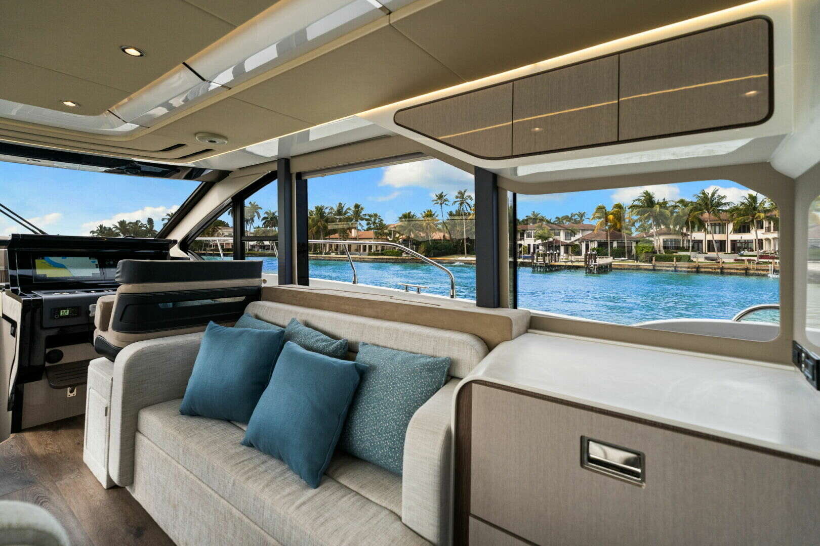 2026 Cruisers Yachts 57 FLY - Image 28