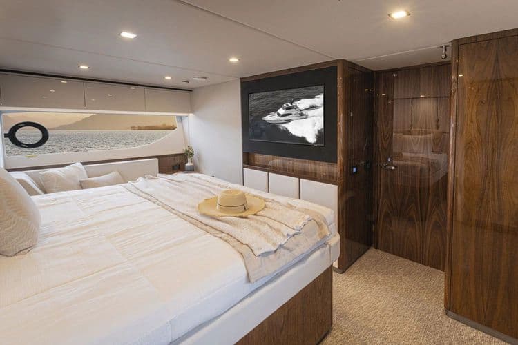 2027 Riviera 64 Sports Motor Yacht Series 2 - Image 39