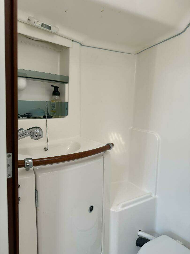 2006 Beneteau First 36.7 - Image 32