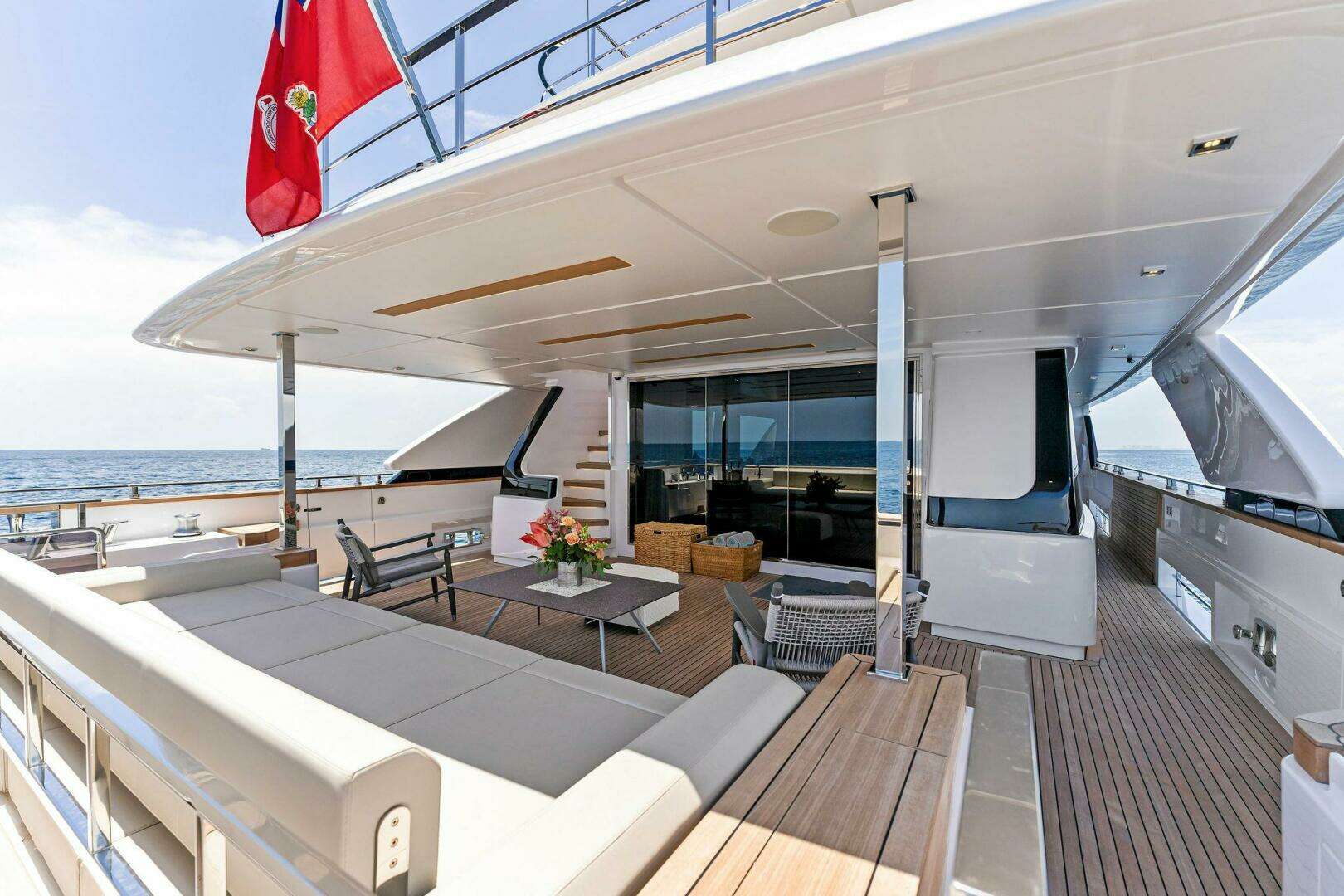 2024 Custom Line Navetta 33 - Image 29