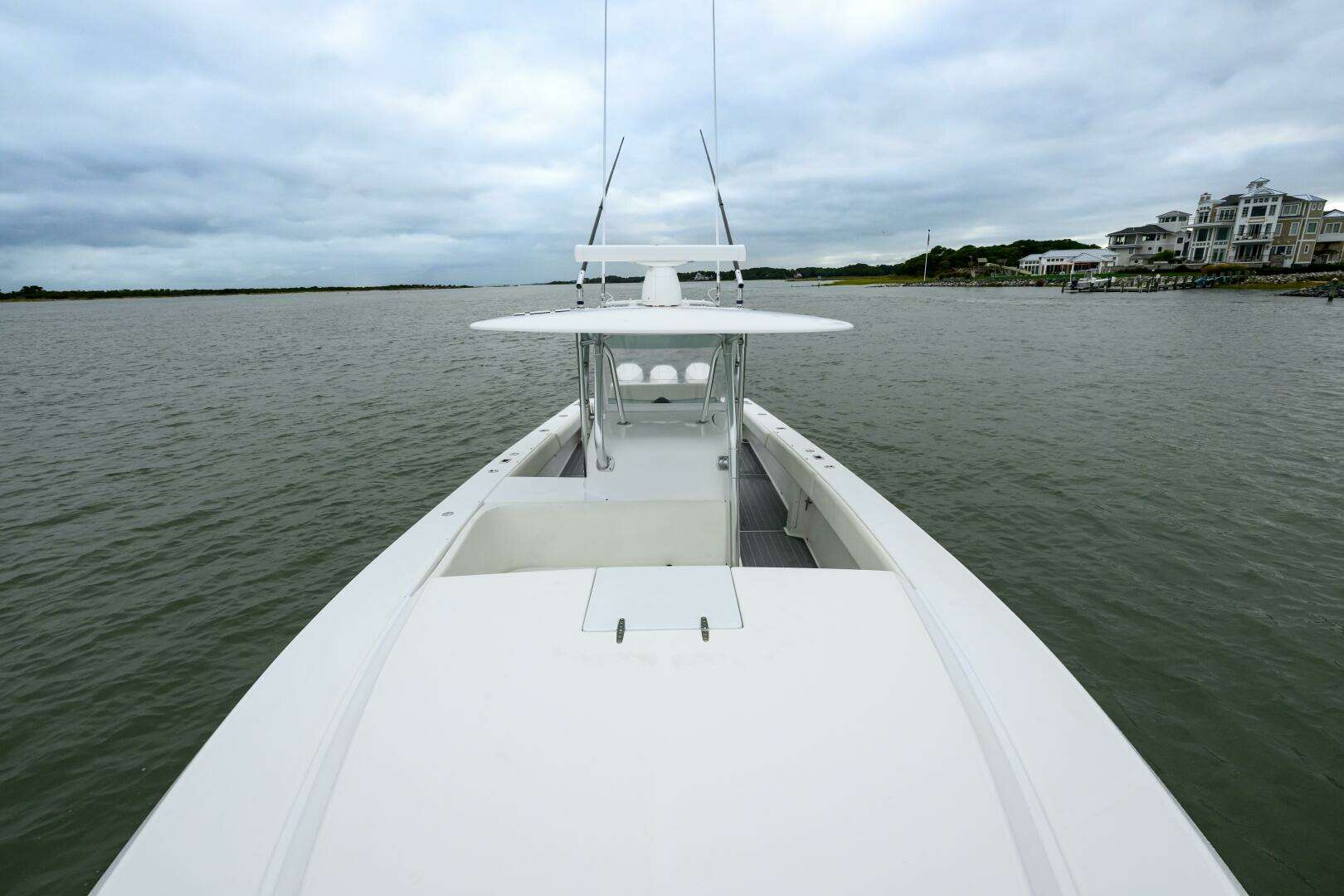 2008 Venture 39 Cuddy - Image 31