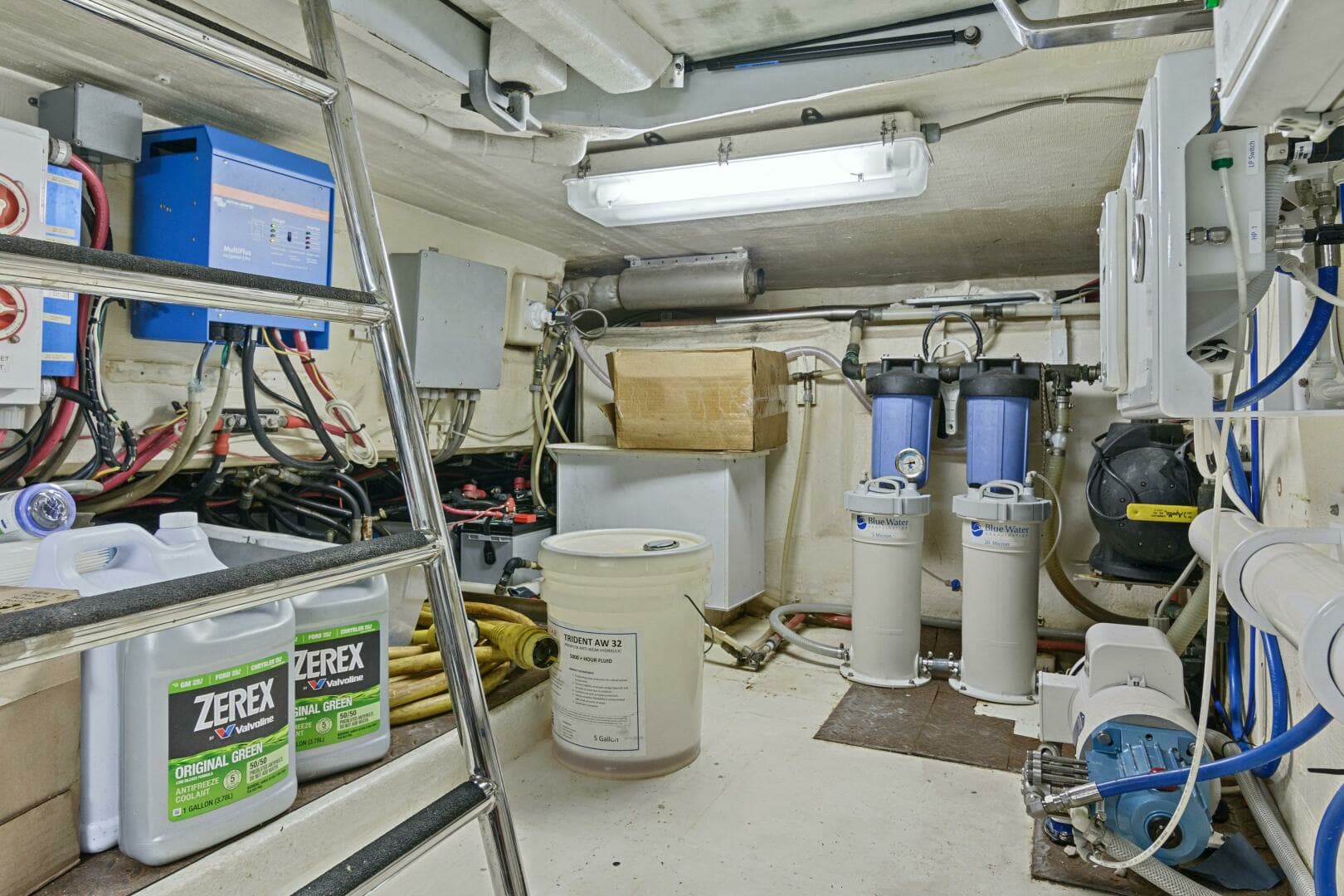 2004 Northern Marine 5700 Expedition - Image 29