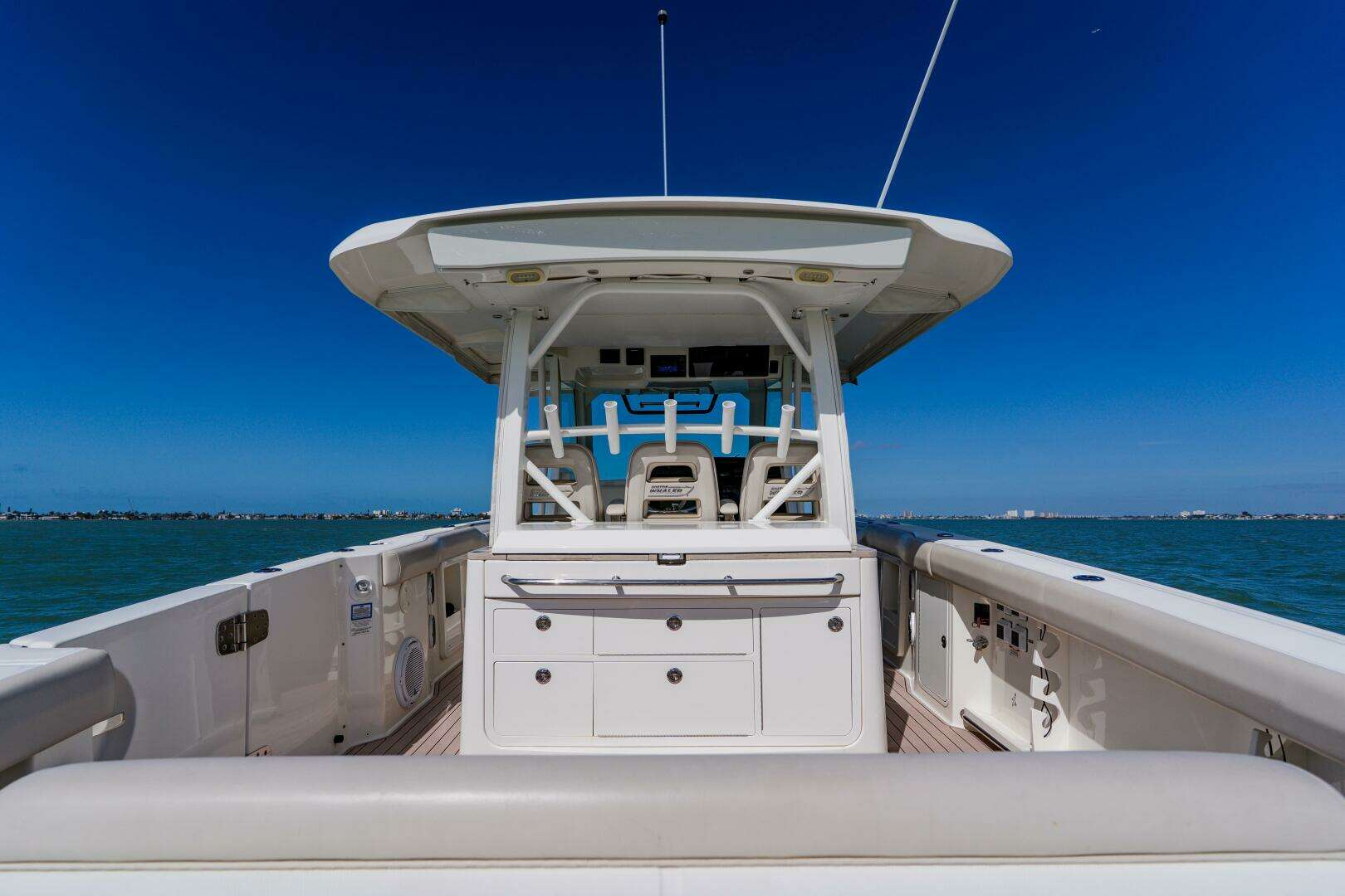 2019 Boston Whaler 380 Outrage - Image 25