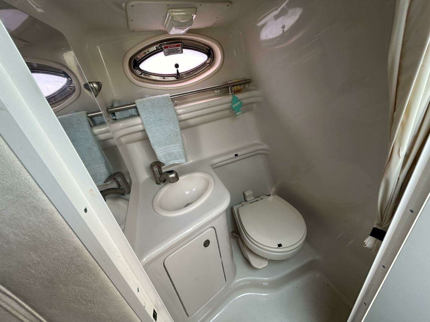 2008 Sea Ray 270 Amberjack - Image 20