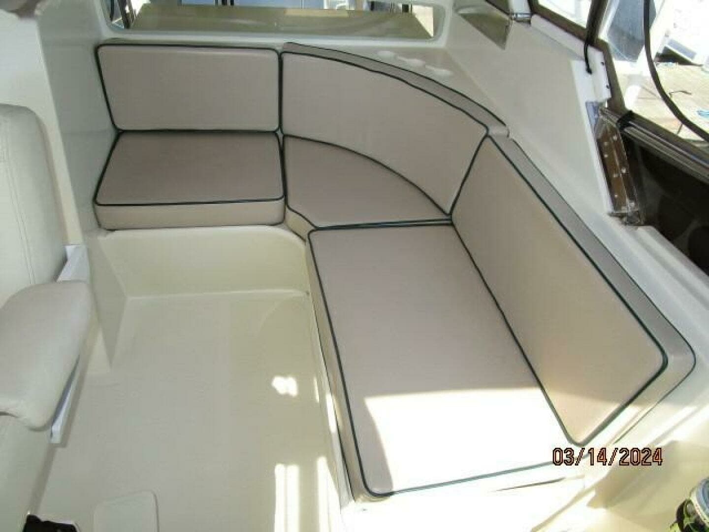 1988 Camargue Cockpit - Image 22