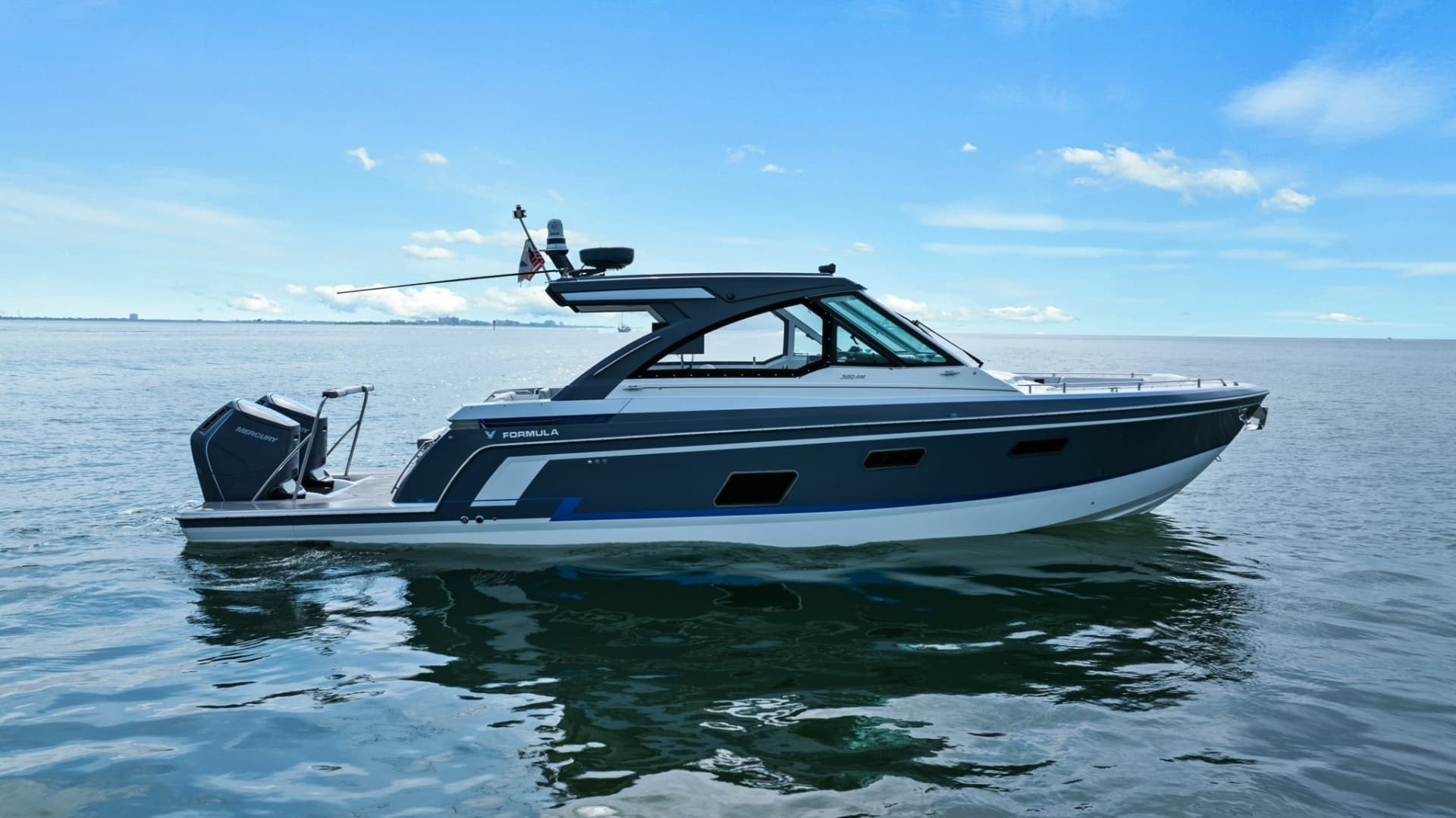 2023 Formula 380 Super Sport Crossover - Image 6
