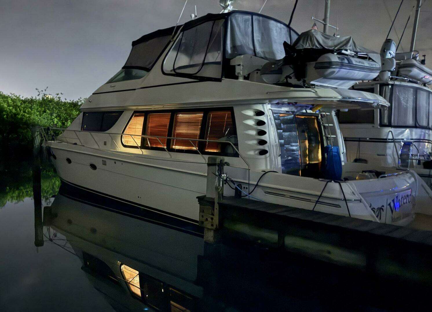 2002 Carver 570 Voyager Pilothouse - Image 65