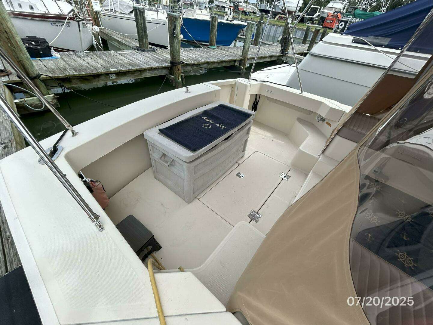2006 Mainship Pilot - Image 12
